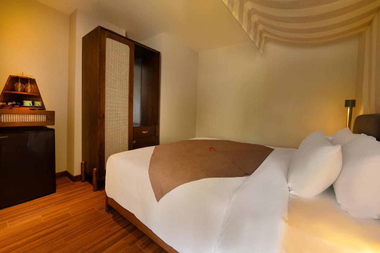The Blossom Hoi An Ocean Front Hotel & Spa Esterno foto