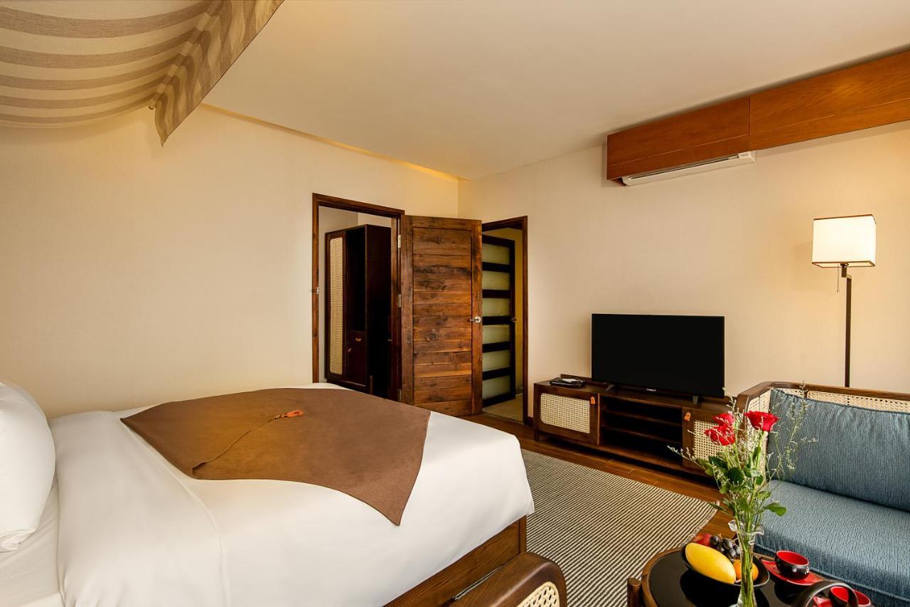 The Blossom Hoi An Ocean Front Hotel & Spa Esterno foto