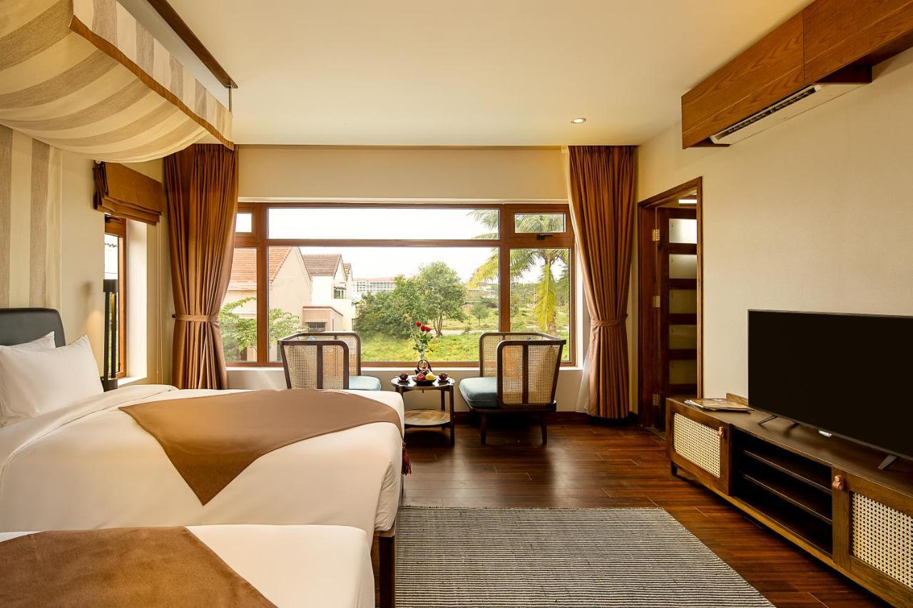 The Blossom Hoi An Ocean Front Hotel & Spa Esterno foto