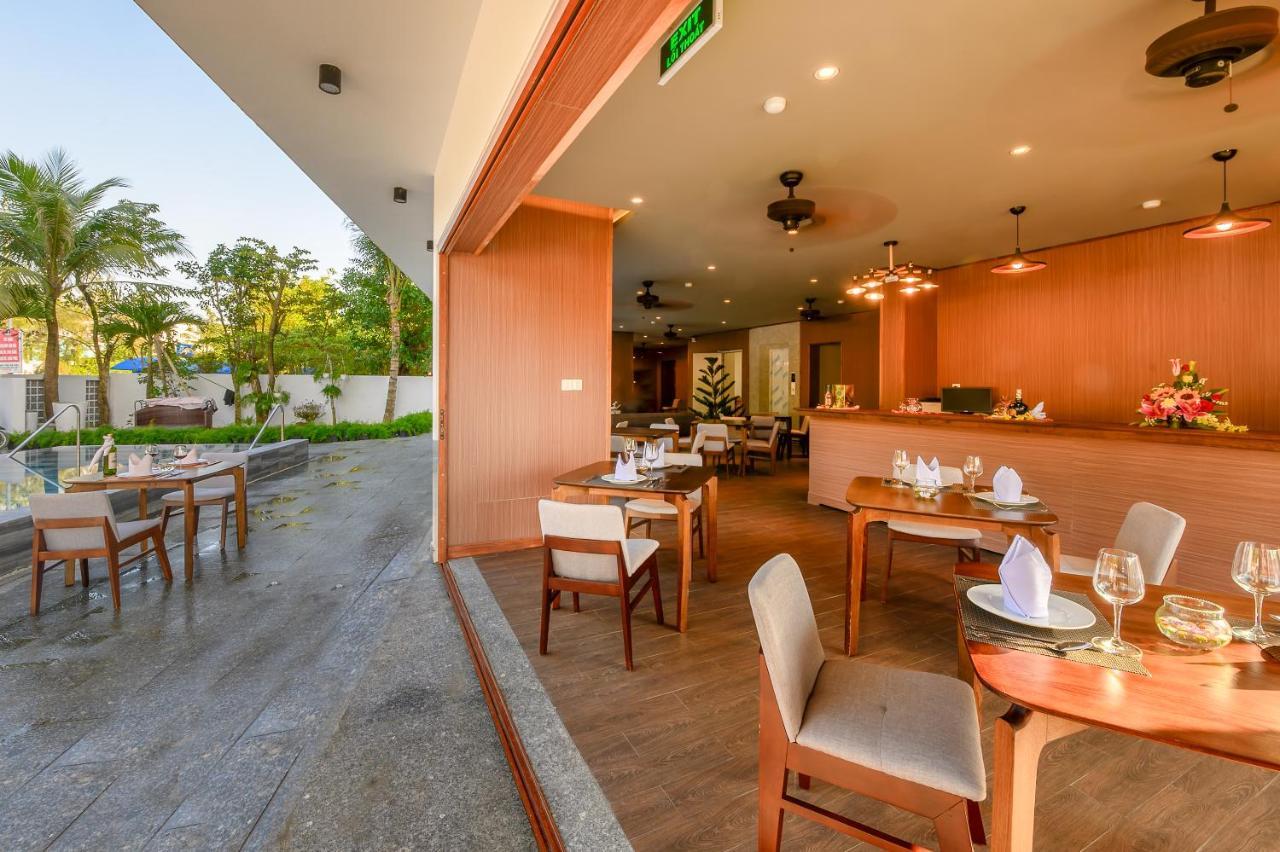 The Blossom Hoi An Ocean Front Hotel & Spa Esterno foto
